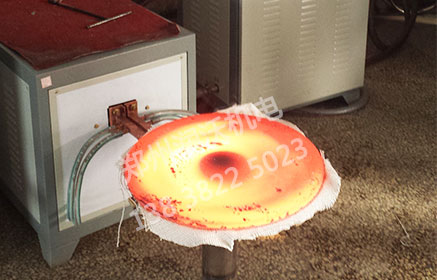 鋼板平面加熱設(shè)備