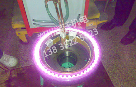 直徑300內(nèi)齒淬火設(shè)備
