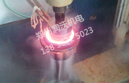 銷軸淬火機(jī)床